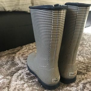 Navy and White Sperry Rain-boots